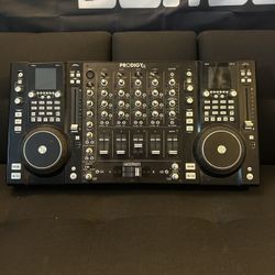 prodigy b52 mixer/DJ board