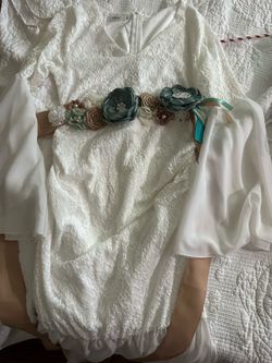 Maternity dress with sash