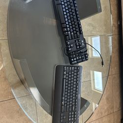 Wireless And Wire Keyboard 