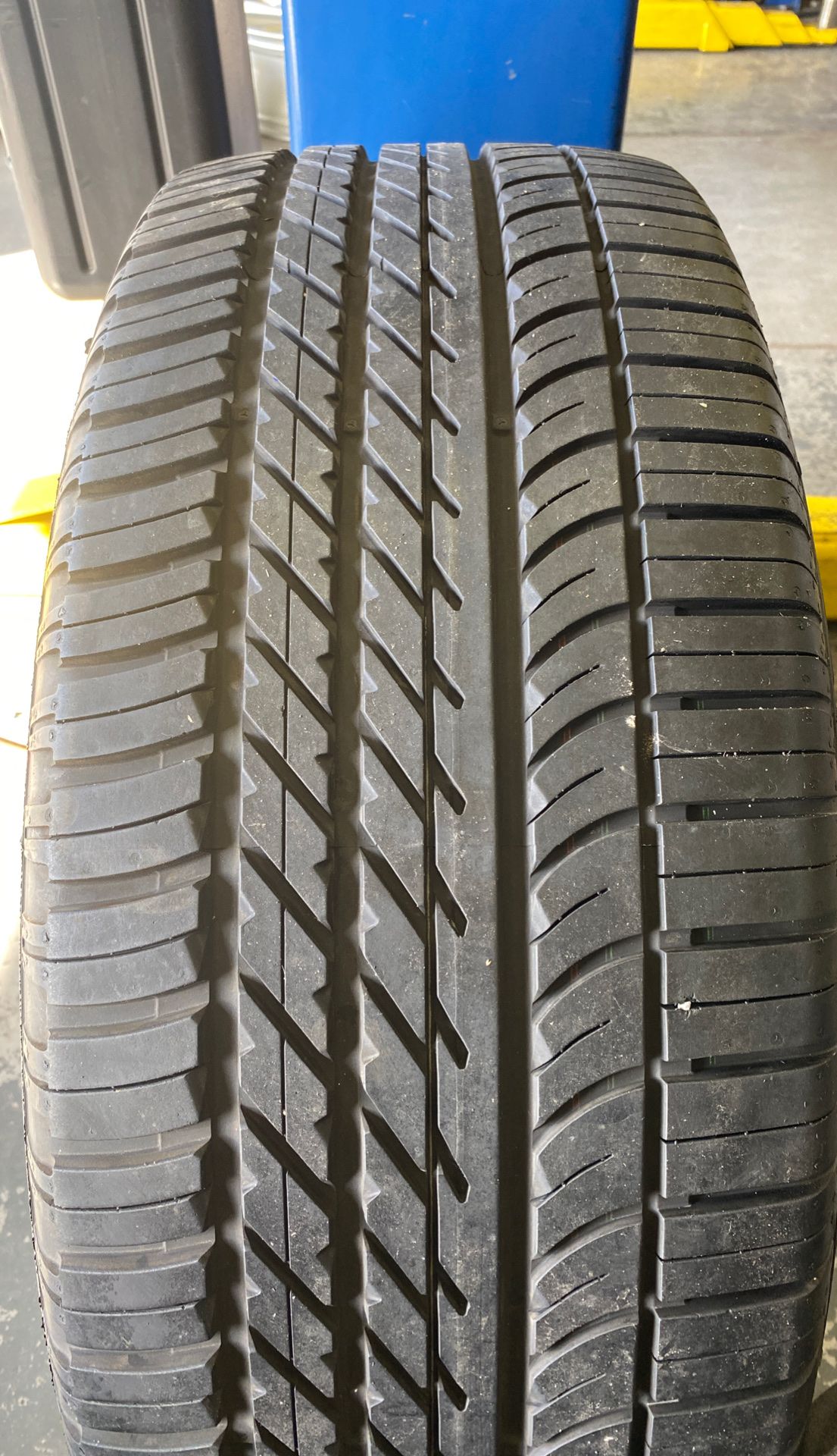 255/55/20