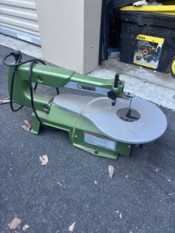 Scroll saw