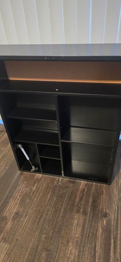 Black Shelf
