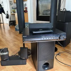 Sony DVD Home Theatre System 