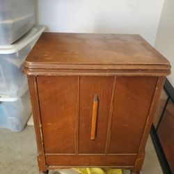 White Brand Sewing Machine