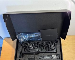 Gigabyte Windforce SFF RTX 5070 Ti 16 GB