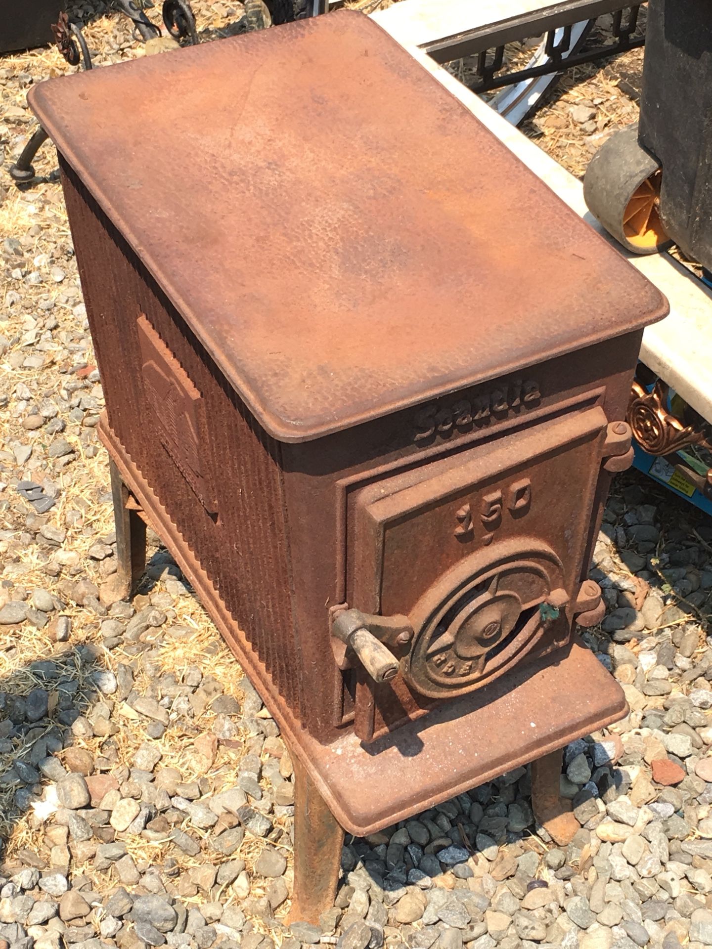 Scandia cast-iron pot belly stove fireplace cabin for Sale in Loomis, CA -  OfferUp