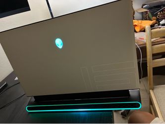 Alienware m15 R2 | i7-9750H | RTX 2060 | 16GB RAM | Read Description
