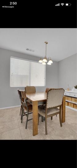 USED Dining Table & Chairs