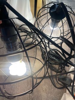 Plug in light pendent