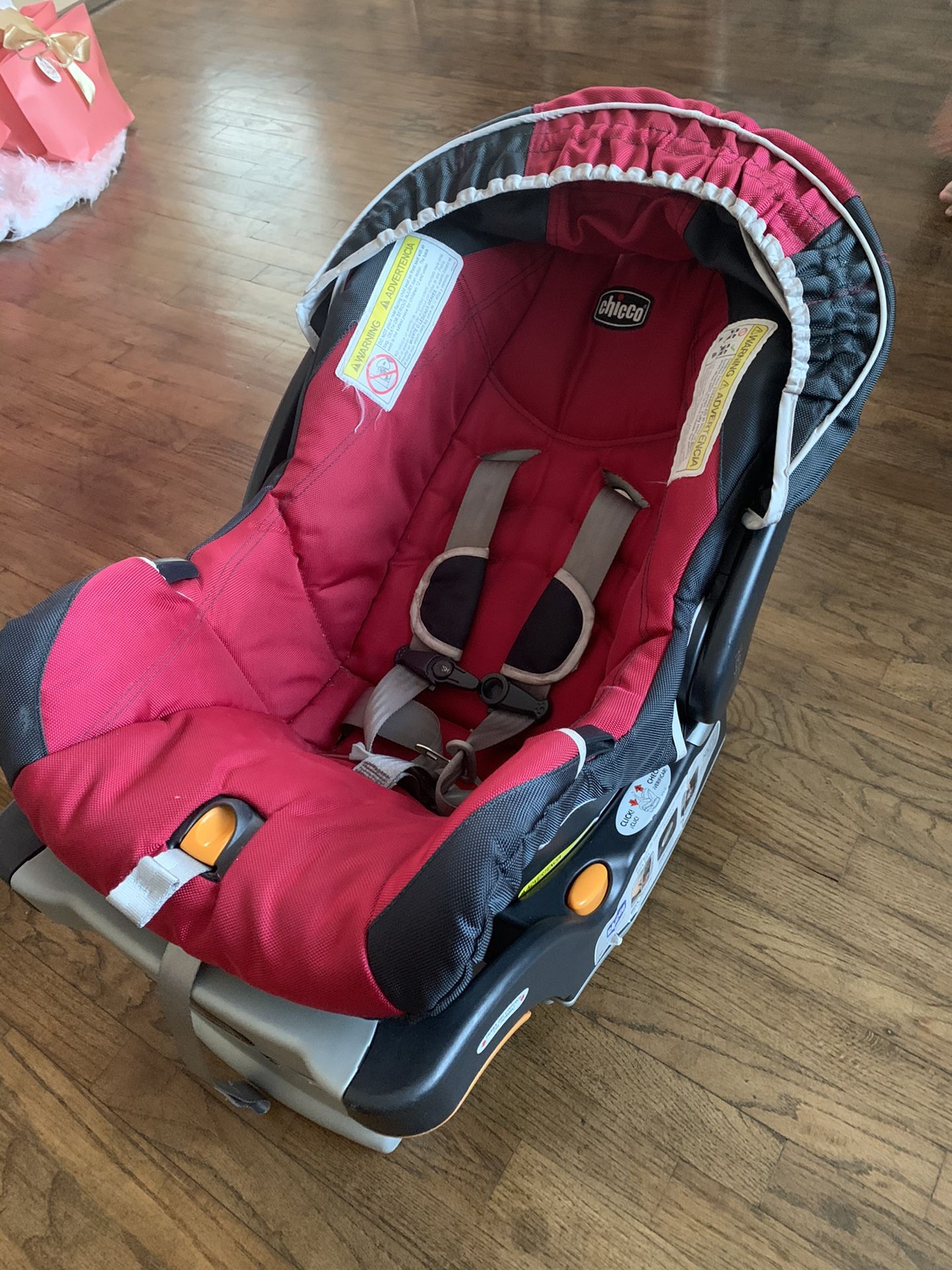 Baby Carseat Used But In Clean Excellent Condition