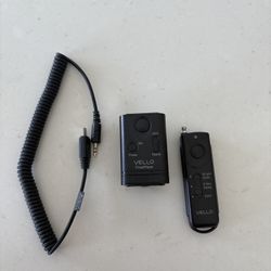 Vello FreeWave Wireless Remote Shutter Release for Canon with 3-Pin Connection