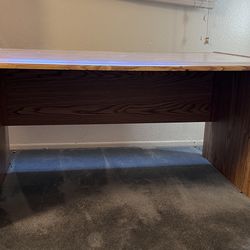 Free desk