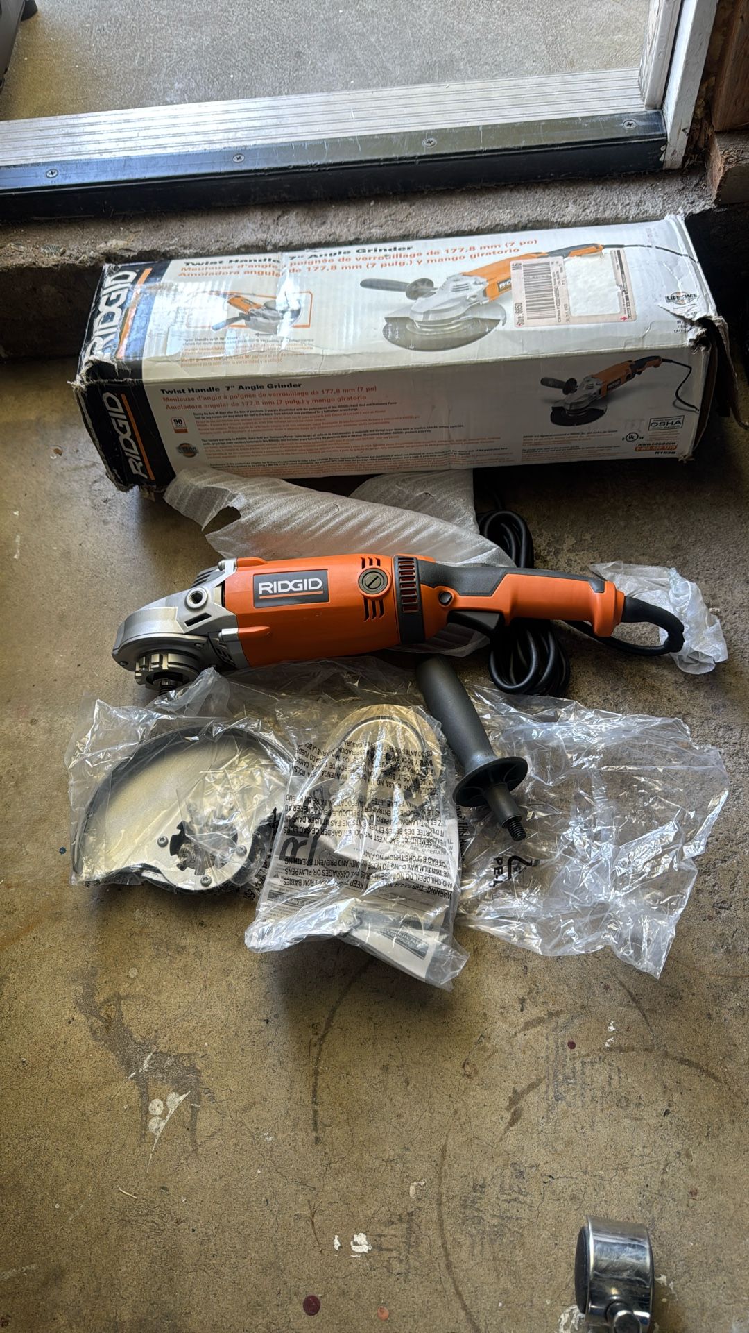 RIGID Twist Handle 7 Inch Angle Grinder New In The Box $100