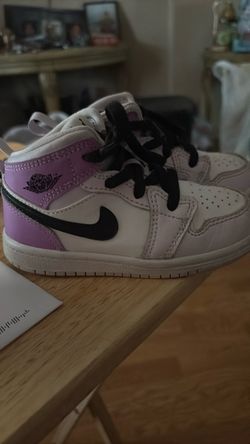 Air Jordan’s- toddler 7 1/2