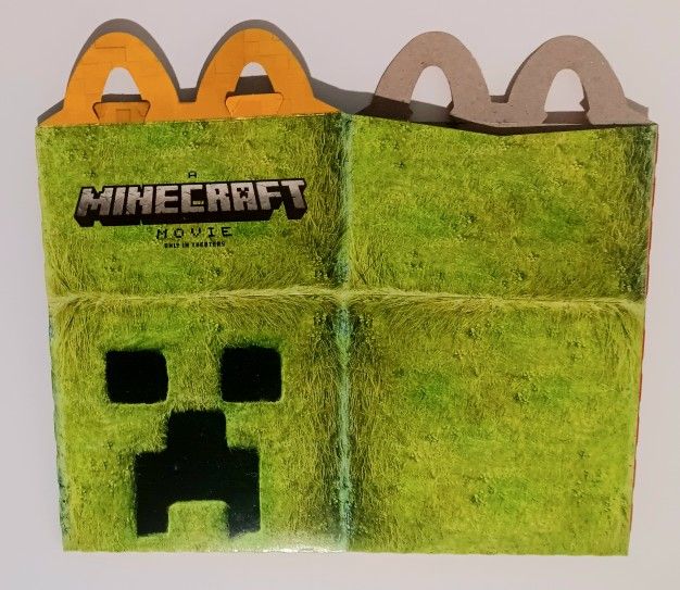CREEPER HAPPY MEAL BOX | MINECRAFT MOVIE | MCDONALDS 2025
