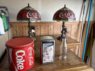 ANTIQUE COCA COLA MEMORIBILIA