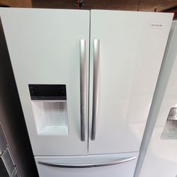 Frigidaire Refrigerator French Door White