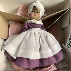 Collectable Madame Alexander Doll