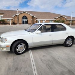 1998 Lexus LS400
