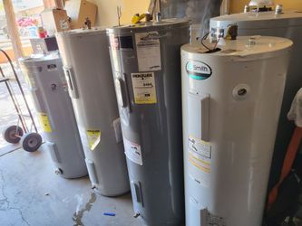 Electric Water Heater 50 gal in good condition and Warranty Works Great 19th Ave And Baseline