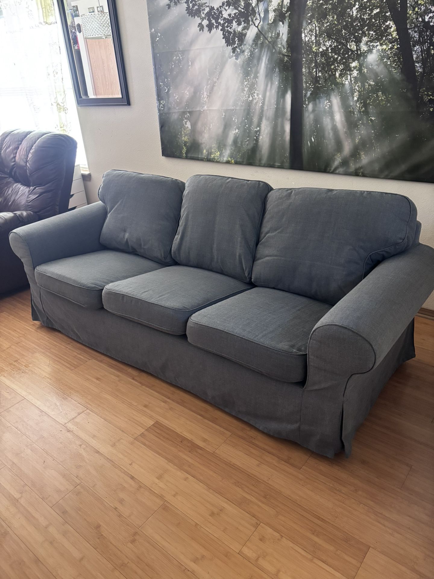 Excellent Condition Ikea 3-People Sofa.