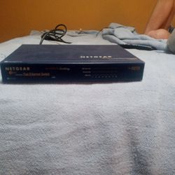 Netgear FS 308  Ethernet Switch