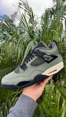 Jordan 4 Retro OG SP Undefeated Size 11.5