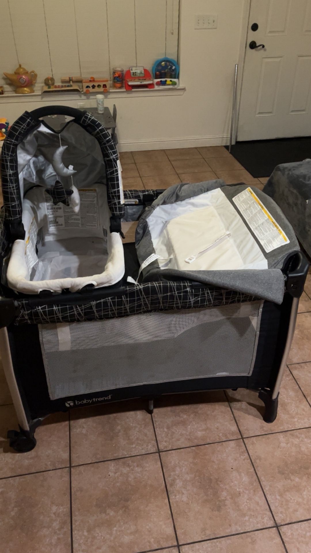 Graco pack And Play Bassinet