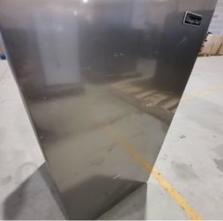 Refrigerator magic chef 3.2cu