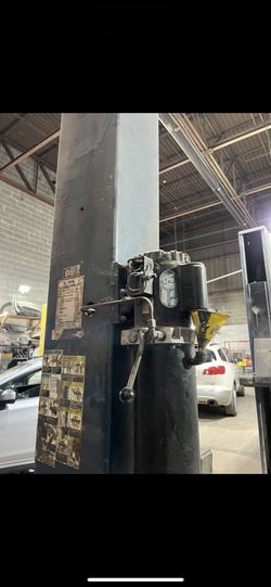 7000 Lbs 2 Post Lift