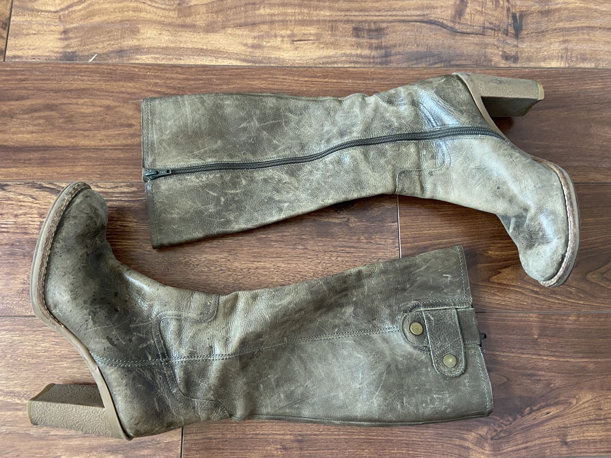 Gianni Bini - Leather Boots - Olive Green - 7 1/2 