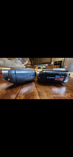 Canon Vixia HF -R11 And Canon FS11