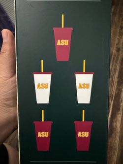 Starbucks set of 5 cold beverage cups
