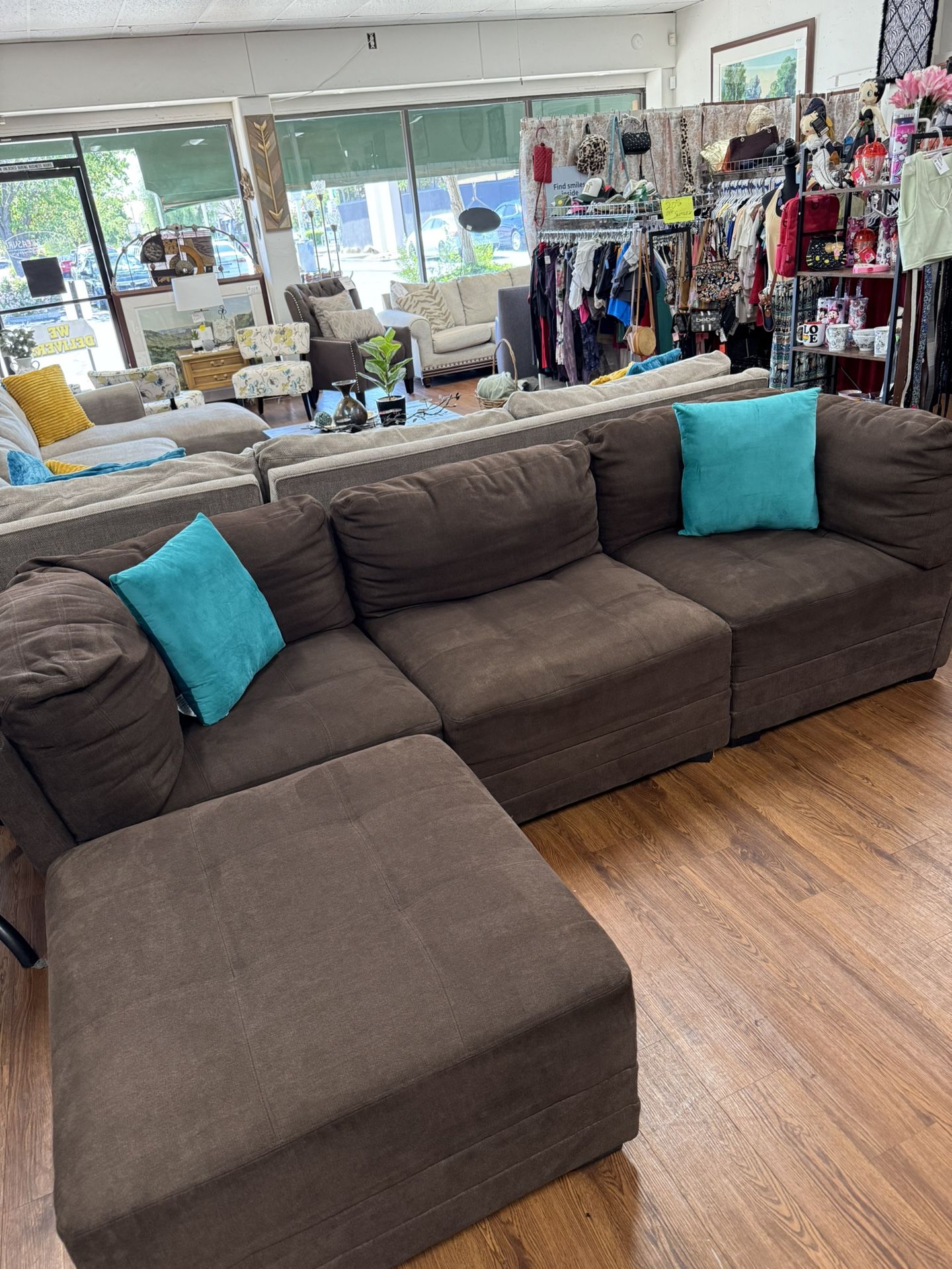 Brown Modular Couch With Ottoman