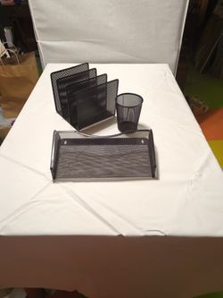Office Desk Set Black Wire Mess