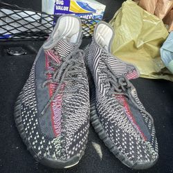Yeezy Men’s Size 12