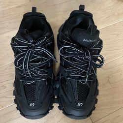 Balenciaga Track