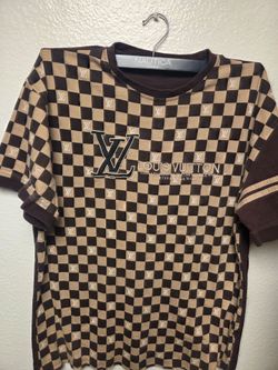 Louis Vuitton Brown Beige T Shirt size L make me an offer
