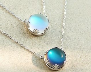 (Shipped Only) Aurora Pendant Necklace Halo Crystal Gemstone s925 Silver