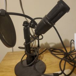 Audio Technica XLR Microphone + Accesories