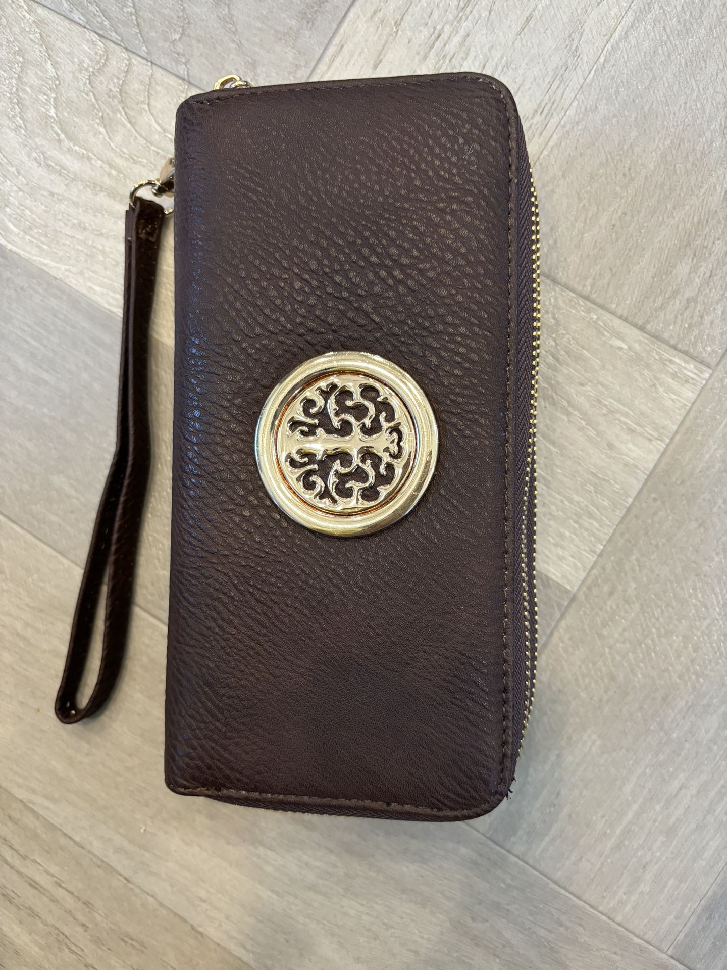 Brown Wallet/Wristlet