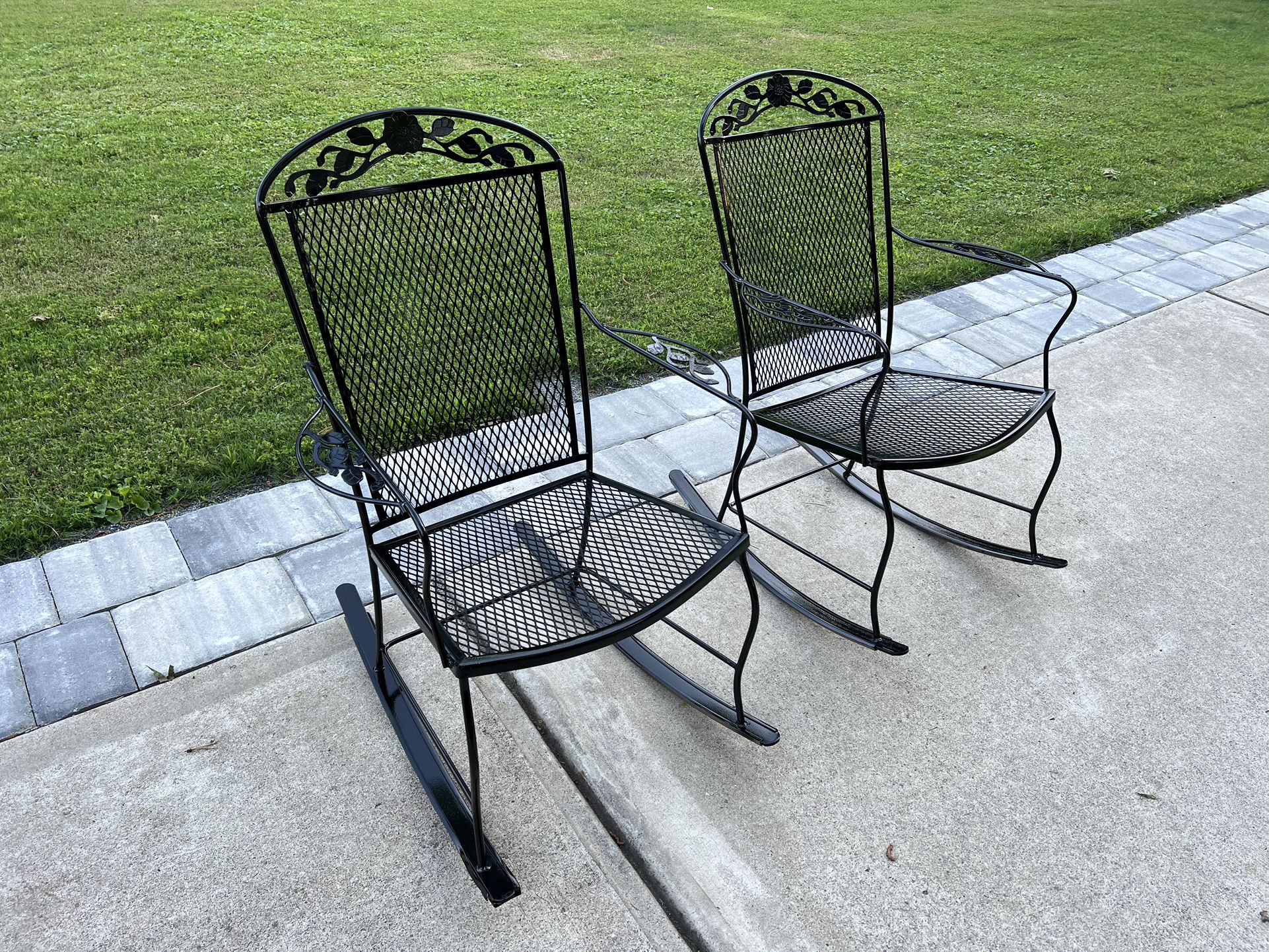 2 REFINISHED Vintage Wrought Iron Victorian Rocking chairs $399 CAN DELIVER!