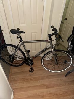 Trek Bontrager 7.3 street bike