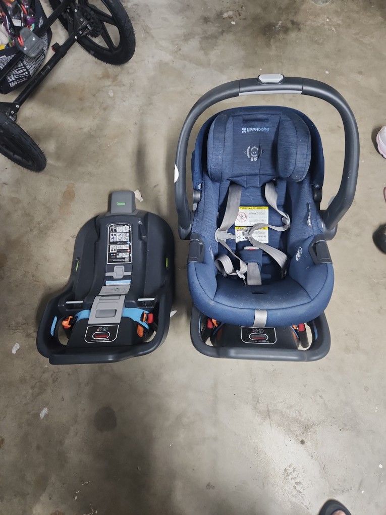 UppaBaby MesaMax Car Seat With 2 Bases