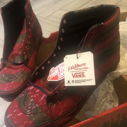 Size 10.5 / sz 10.5 / Halloween Vans / Freddy Krueger Vans / Vans 