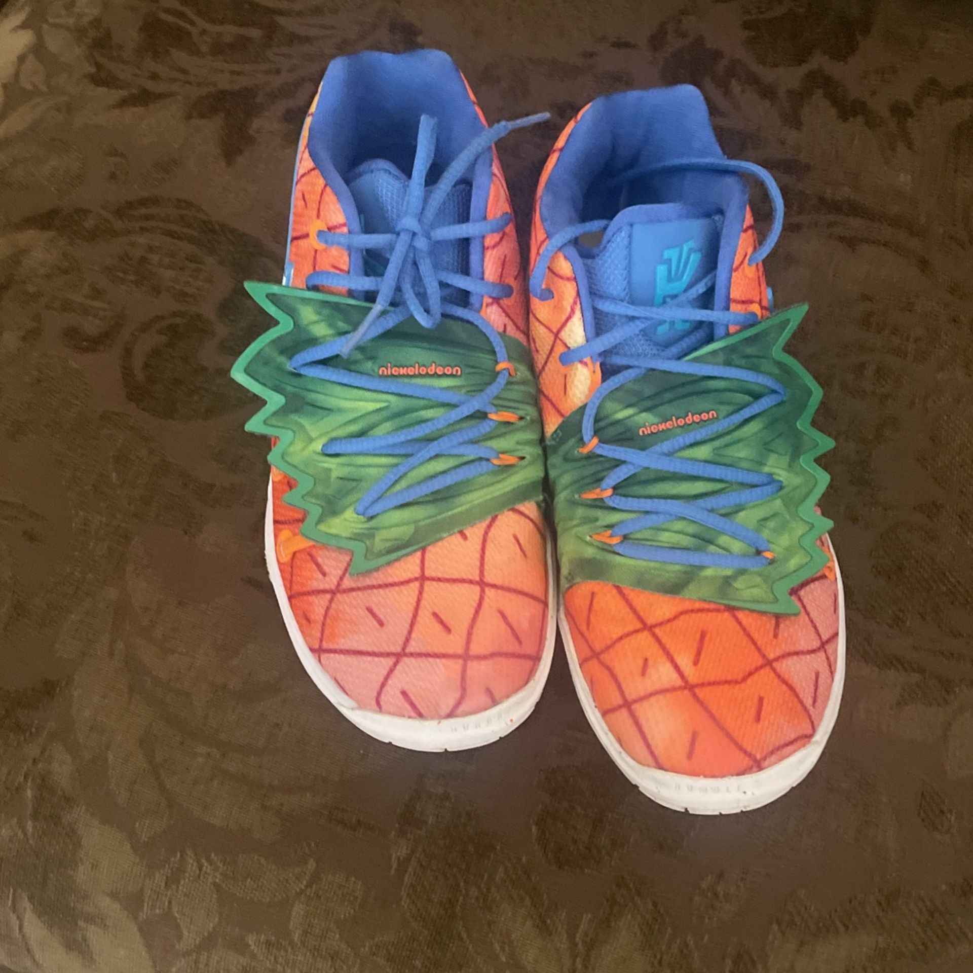 Nike Kylie Five Nike Kyrie 5 - Villanova Wildcats PE (Made for Kyrie Irving  main image 2