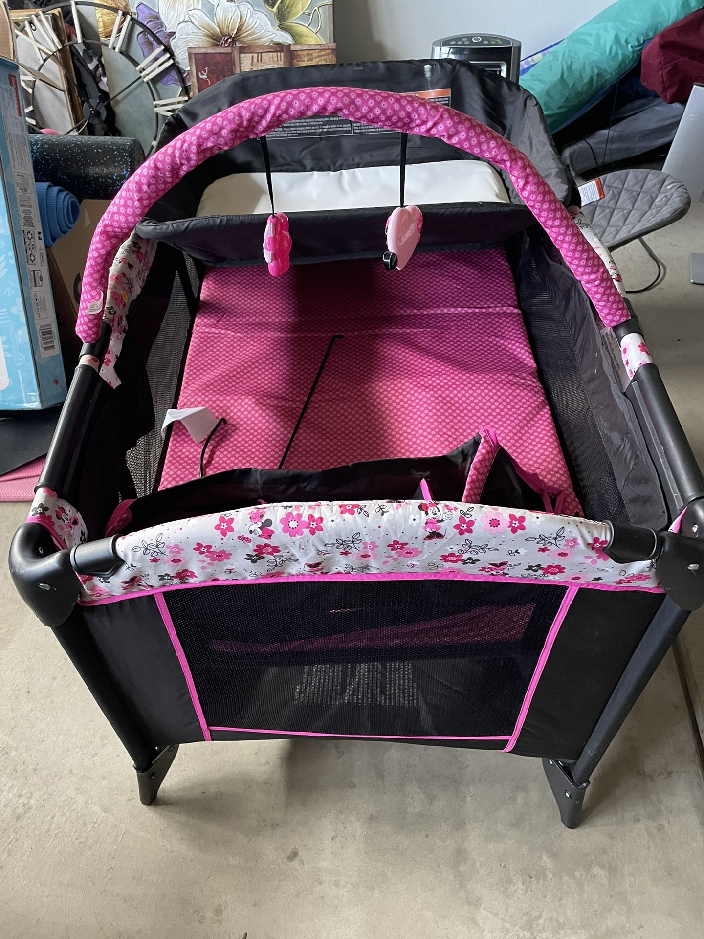 5 in 1 Minnie Mouse Playpen