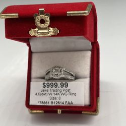 Beautiful 14kt white gold and diamond engagement ring size 8 pick up only 