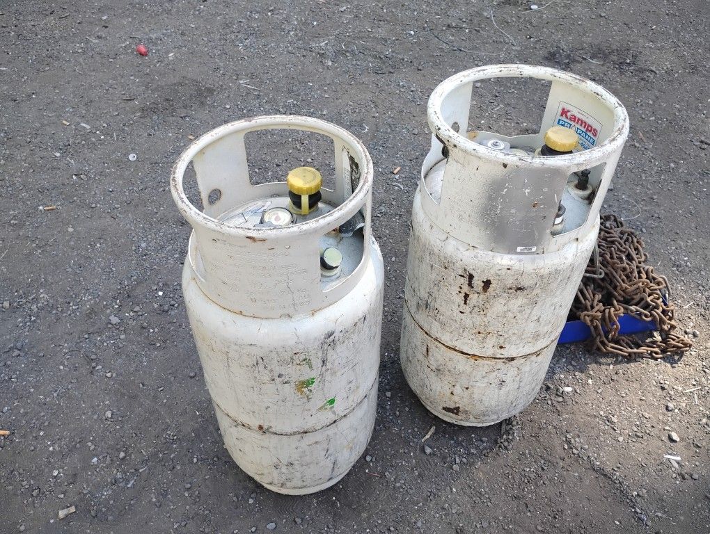 Full Forklift Propane Tanks
