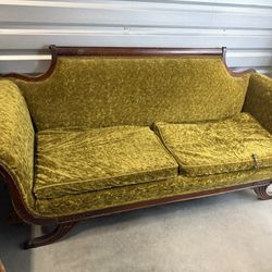 1950’s Duncan Phyfe sofa